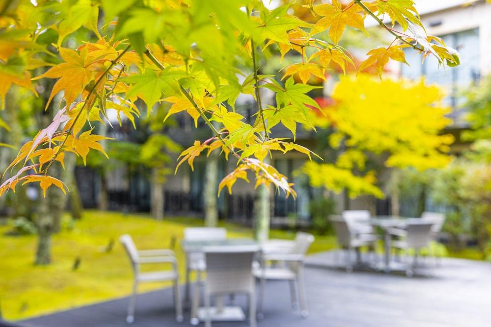 Hotel Kyukaruizawa Kikyo, Curio Collection By Hilton Exteriér fotografie